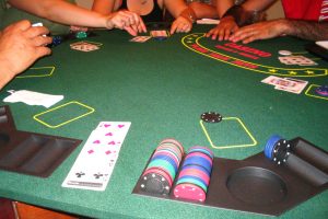 Top Winning Tricks to Play Poker Online